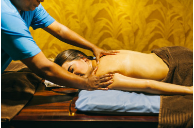  ABHYANGAM- CELOTELOVÁ DETOXIKAČNÁ MASÁŽ (60 min)